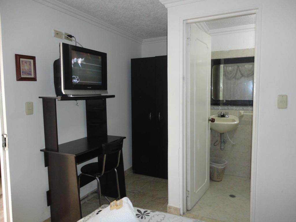 Hotel Fenix Real Bogota Room photo